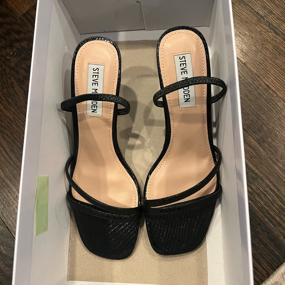 Brand new Steve Madden dress sandals